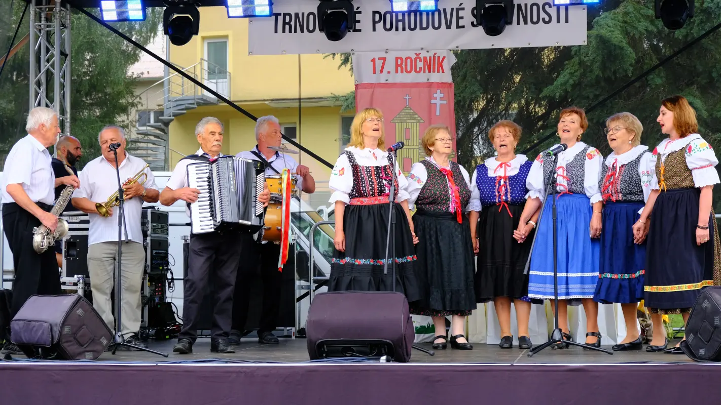 Foto - Trnovské Po-Hody 16. ročník nedeľa